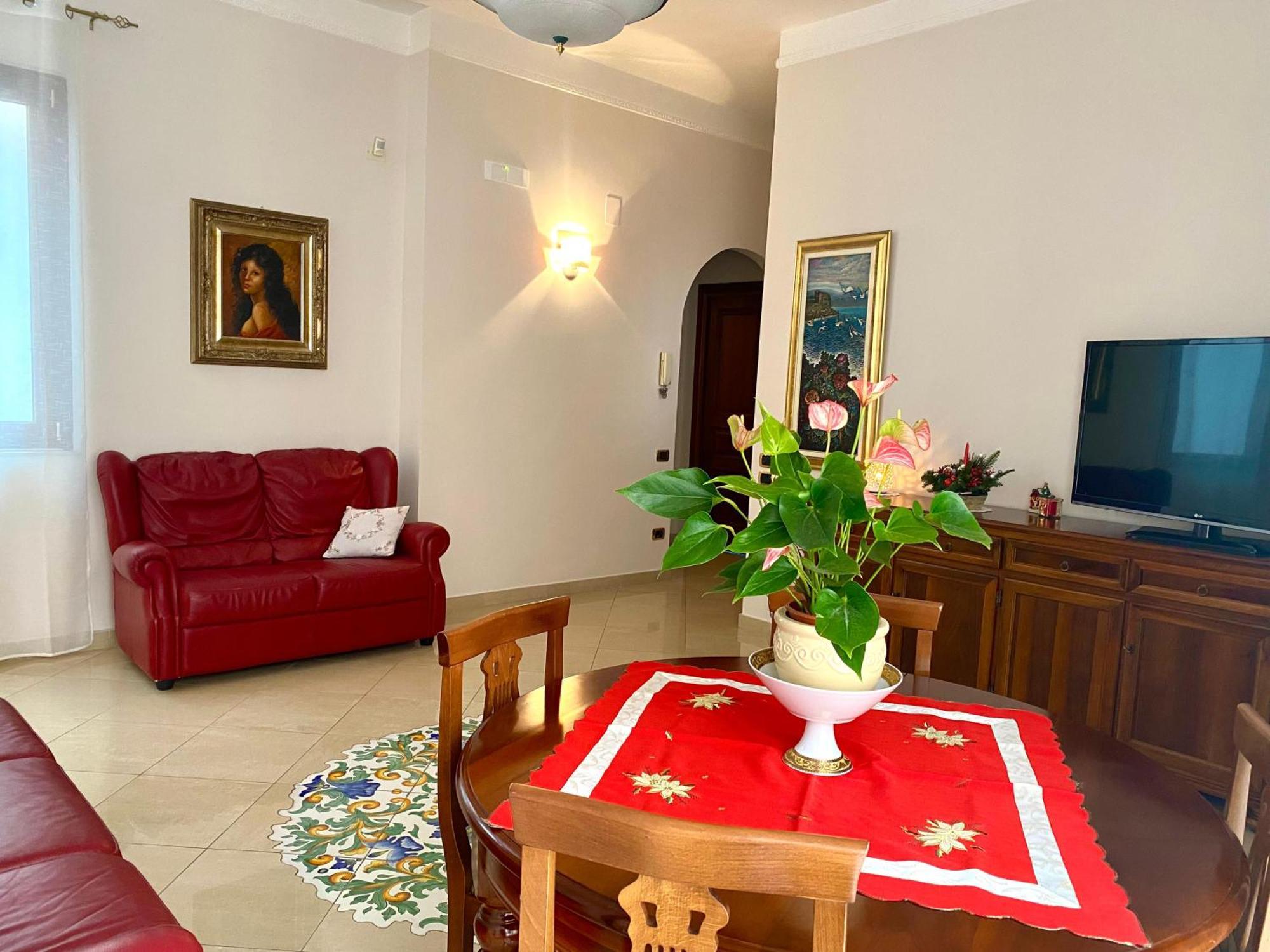 A Casa Di Don Peppino Apartment Salerno Exterior photo