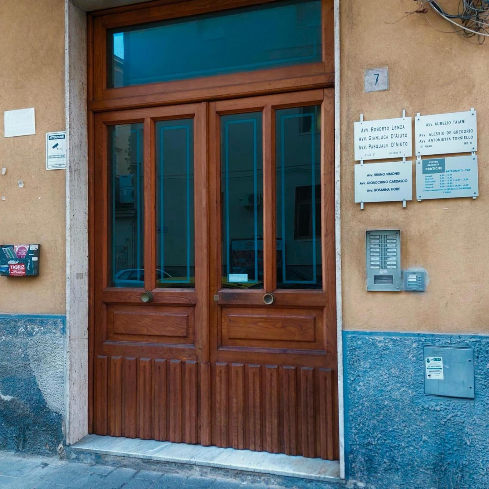 A Casa Di Don Peppino Apartment Salerno Exterior photo