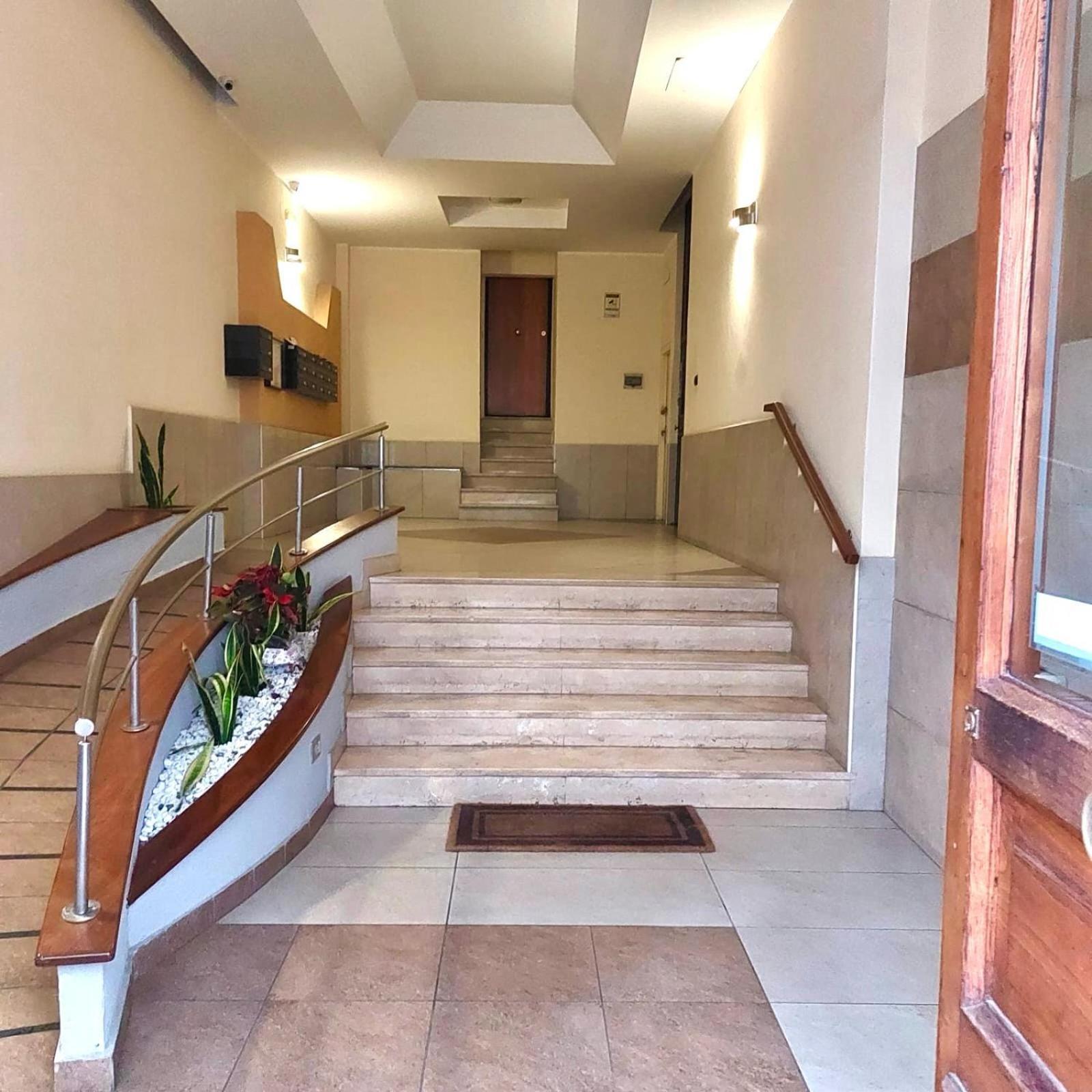 A Casa Di Don Peppino Apartment Salerno Exterior photo